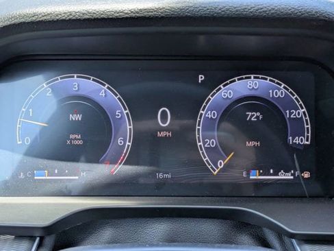 New 2025 Jeep Grand Cherokee Laredo w/ Luxury Tech Group I RWD image 28