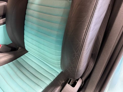 Used 2002 Ford Thunderbird image 37