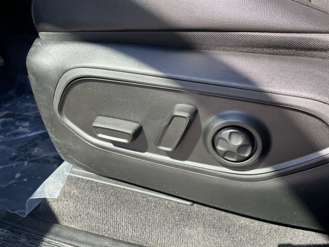 Used 2021 Jeep Grand Cherokee L Limited AWD/4WD image 9