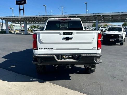 New 2026 Chevrolet Silverado 3500 LTZ w/ LTZ Plus Package AWD/4WD image 5