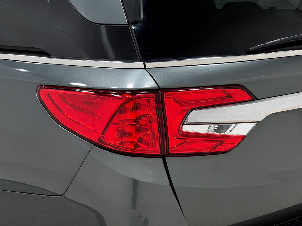 Used 2018 Honda Odyssey EX-L image 38