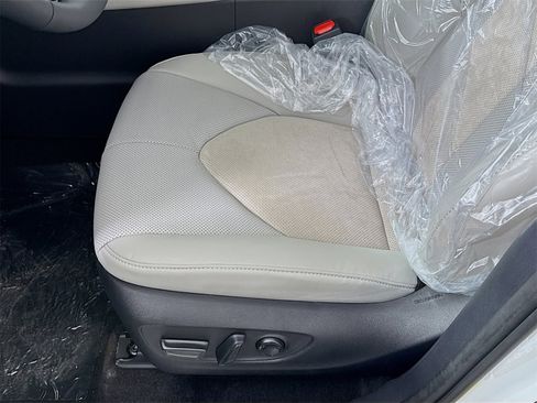 New 2026 Toyota Grand Highlander MAX Platinum image 15