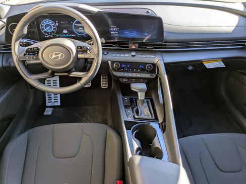 New 2026 Hyundai Elantra Sport image 17