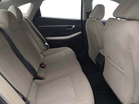 Used 2023 Hyundai Sonata SE w/ Cargo Package FWD image 19