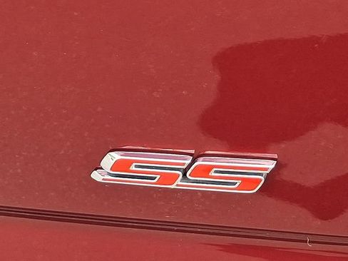 Used 2022 Chevrolet Camaro SS RWD image 36