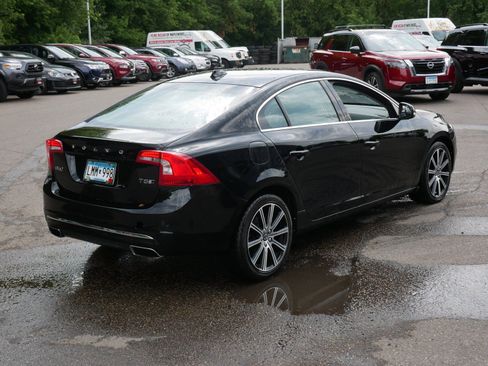 Used 2018 Volvo S60 T5 Inscription Platinum w/ Climate Package AWD/4WD image 7