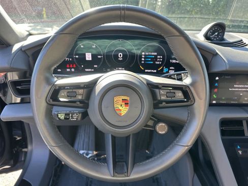 Used 2023 Porsche Taycan 4S image 15