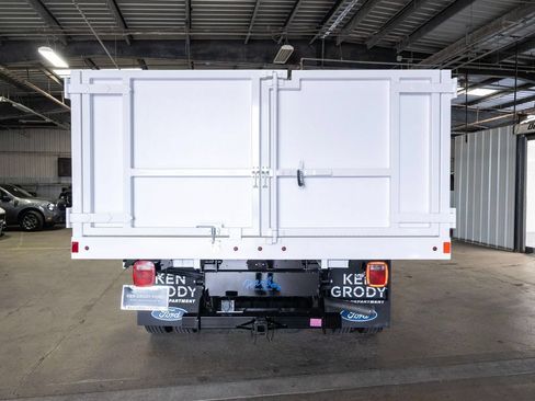 New 2026 Ford F450 XL w/ XL Chrome Package RWD image 6