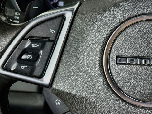 Used 2020 Chevrolet Camaro LT RWD image 11