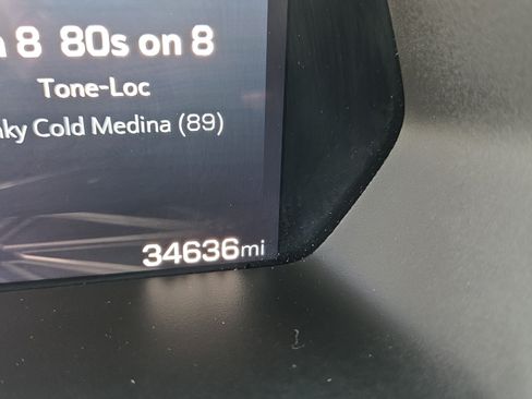 Certified 2023 GMC Canyon Denali AWD/4WD image 28