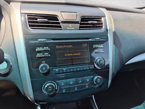 Used 2015 Nissan Altima 2.5 S w/ Special Edition Package FWD image 19