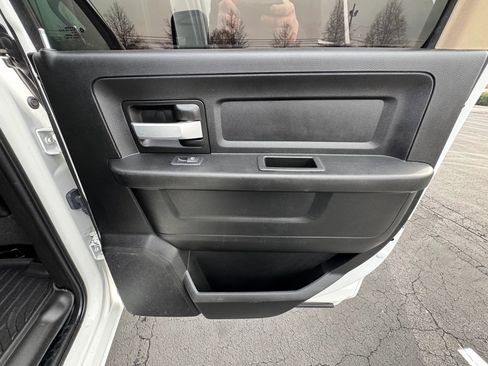 Used 2019 RAM 3500 Tradesman w/ Chrome Appearance Group image 21