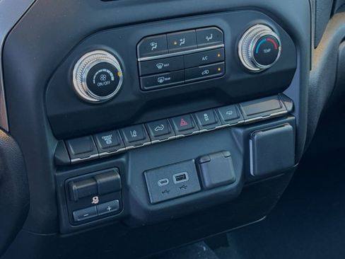 Used 2024 GMC Sierra 3500 Pro image 17