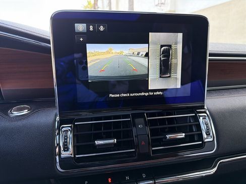 Used 2020 Lincoln Navigator L Reserve w/ Luxury Package image 22