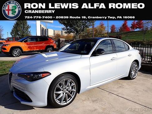 New 2025 Alfa Romeo Giulia Sprint w/ Driving Assist Package image 1