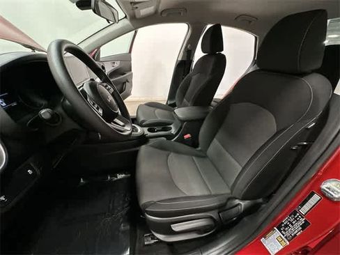 Used 2023 Kia Forte LXS image 15