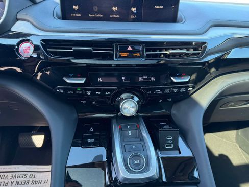 Used 2023 Acura MDX SH-AWD w/ Technology Package image 22