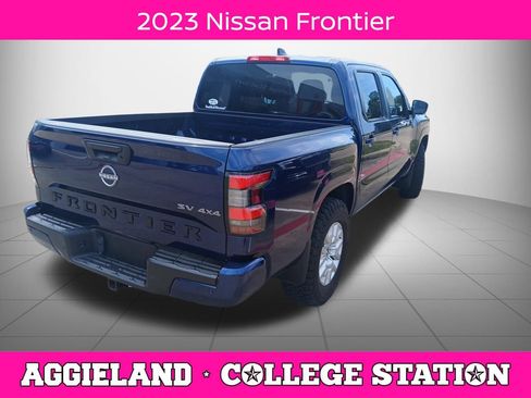 Used 2023 Nissan Frontier SV w/ Technology Package AWD/4WD image 2