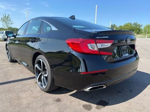 Used 2022 Honda Accord Sport image 10