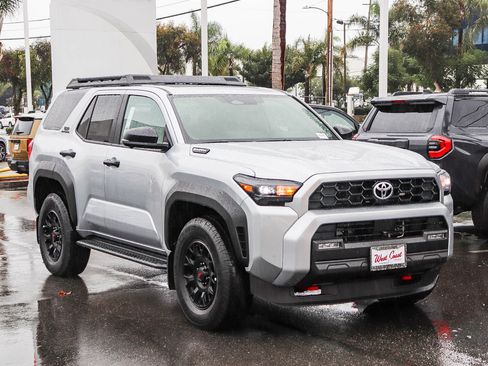 New 2025 Toyota 4Runner TRD Off-Road Premium image 3