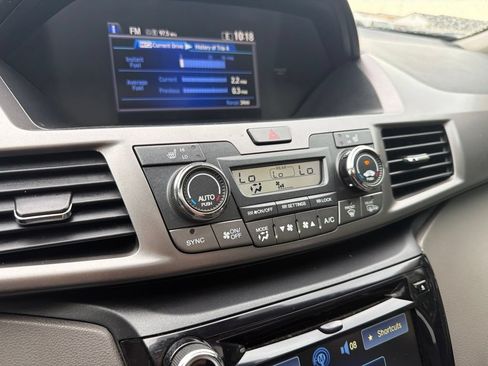 Used 2017 Honda Odyssey EX-L image 32