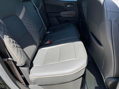 Certified 2024 GMC Canyon Denali AWD/4WD image 19