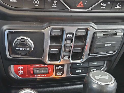 Used 2021 Jeep Wrangler Unlimited Rubicon image 45