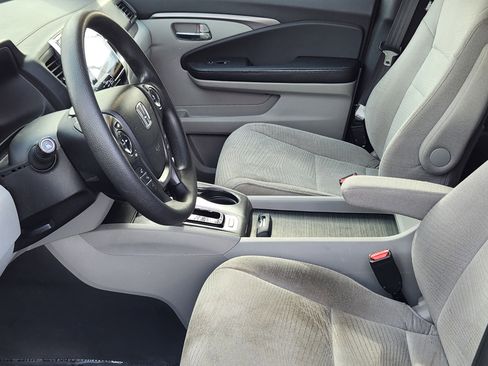 Used 2016 Honda Pilot EX image 12