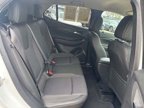 Used 2025 Buick Encore GX Preferred FWD image 24