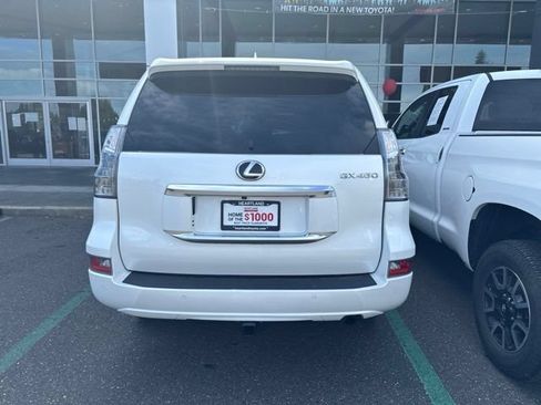 Used 2022 Lexus GX 460 Premium w/ Premium Package AWD/4WD image 7