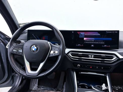 Used 2023 BMW 330i Sedan RWD image 4