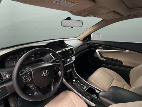 Used 2015 Honda Accord EX image 9