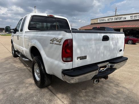 Used 2001 Ford F250 4x4 SuperCab Super Duty image 5