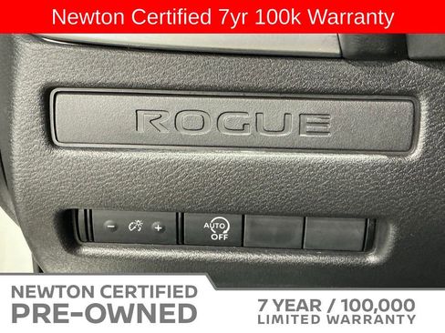 Used 2023 Nissan Rogue S FWD image 31