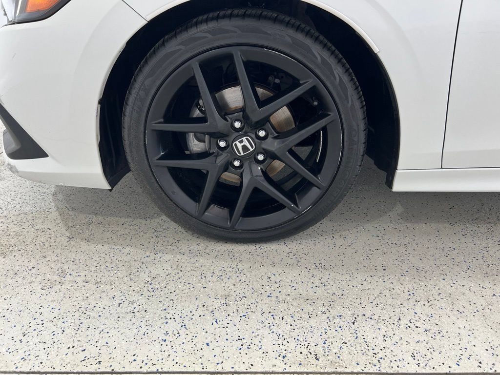 Used 2023 Honda Civic Sport image 28