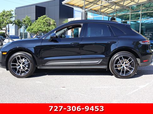 Used 2022 Porsche Macan AWD/4WD image 6