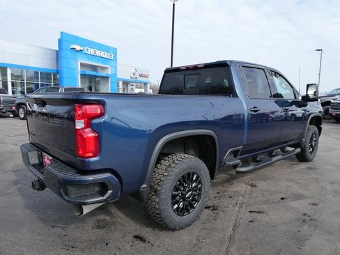 Certified 2021 Chevrolet Silverado 2500 LTZ w/ LTZ Plus Package image 5