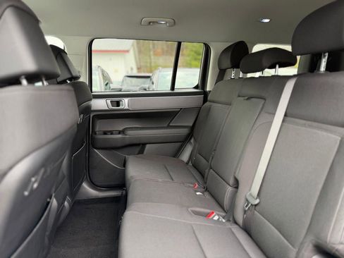 New 2026 Hyundai Santa Fe SE image 10