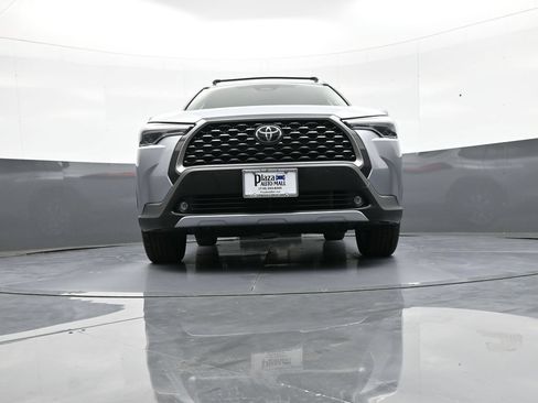 Certified 2023 Toyota Corolla Cross XLE w/ Convenience Package AWD/4WD image 27