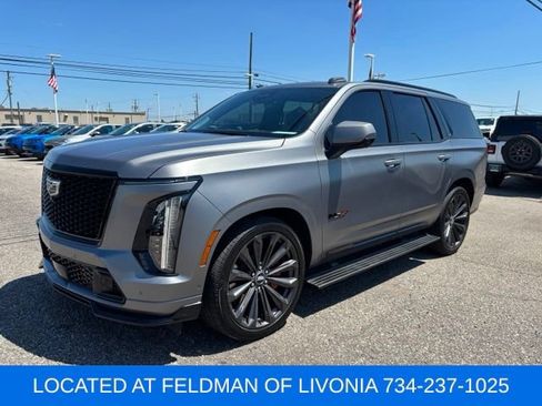 Used 2026 Cadillac Escalade V w/ LPO, Onyx Lite Package AWD/4WD image 1
