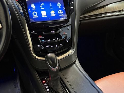 Used 2014 Cadillac ELR w/ Luxury Package image 12