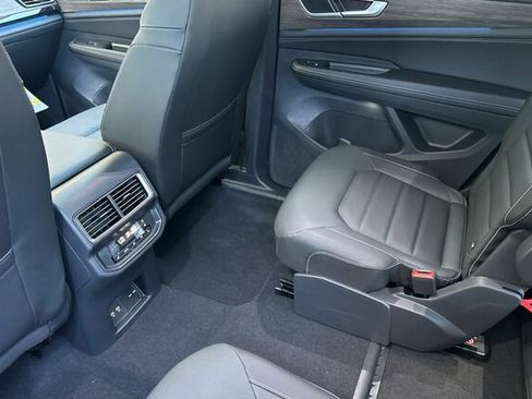 New 2026 Volkswagen Atlas SEL AWD/4WD image 12