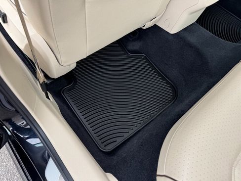 Used 2018 Volkswagen Passat 2.0T R-Line image 37