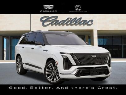 Used 2027 Cadillac Vistiq Platinum w/ LPO, Floor Liner Package