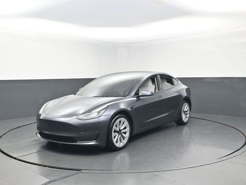 Used 2023 Tesla Model 3 Long Range AWD/4WD image 7