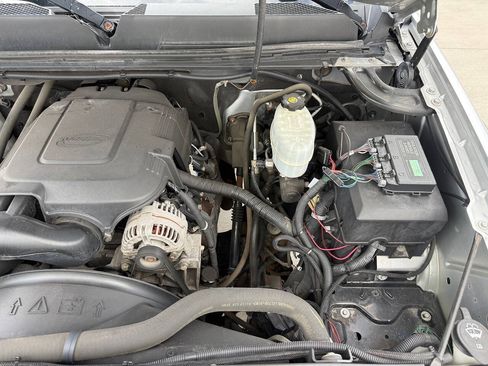 Used 2010 GMC Sierra 2500 SLE AWD/4WD image 13