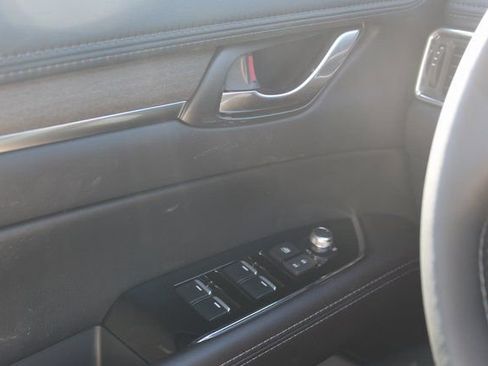 New 2025 MAZDA CX-5 Signature image 22
