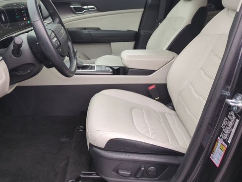Used 2026 Kia Sportage SX image 15