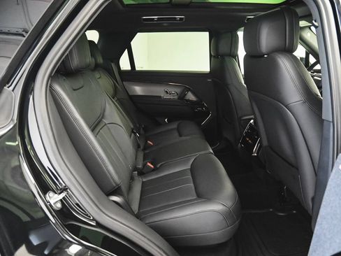 Used 2023 Land Rover Range Rover Sport SE AWD/4WD image 37