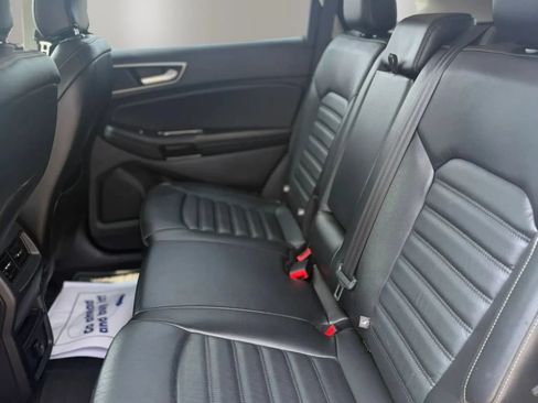 Used 2016 Ford Edge SEL w/ Equipment Group 201A AWD/4WD image 18
